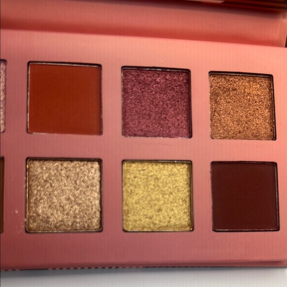 Violet Voss Windflower Eyeshadow Palette - Picture 5 of 6